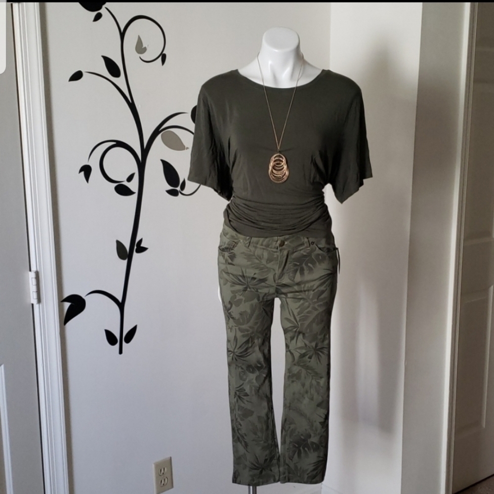 Westport Capris